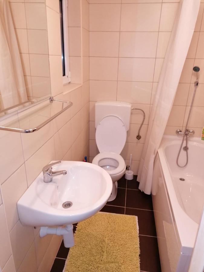 Apartman Dajak บันยาลูกา ภายนอก รูปภาพ