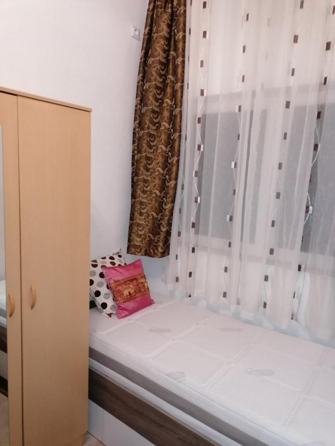 Apartman Dajak บันยาลูกา ภายนอก รูปภาพ